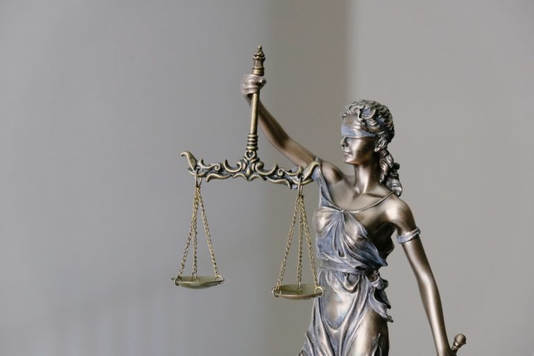 A Brief Guide to Specializations for Lawyers